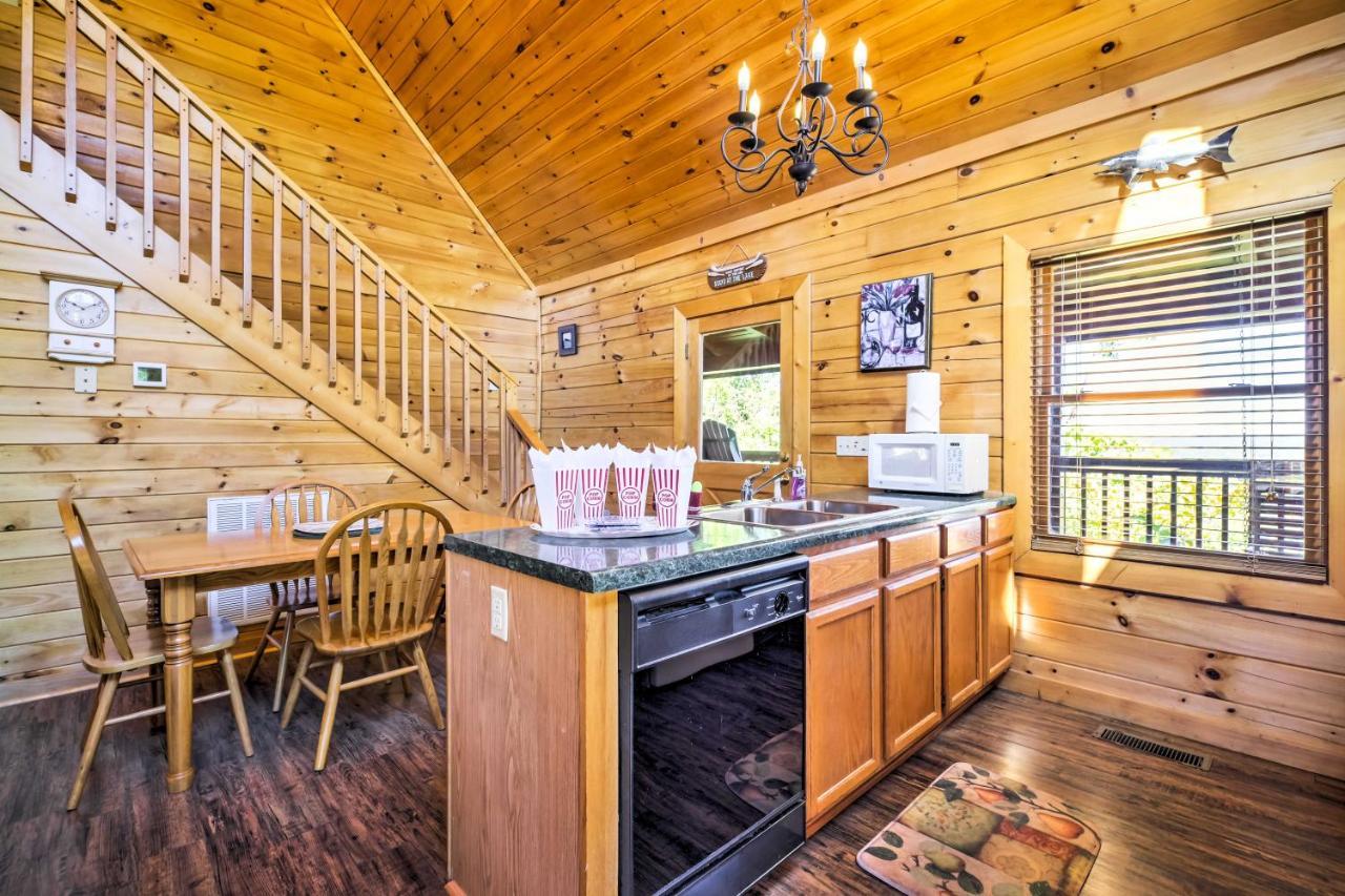 Sevierville Retreat Private Hot Tub And Lake Views! 외부 사진
