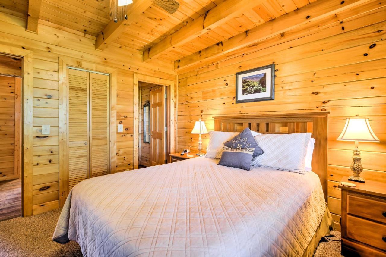 Sevierville Retreat Private Hot Tub And Lake Views! 외부 사진